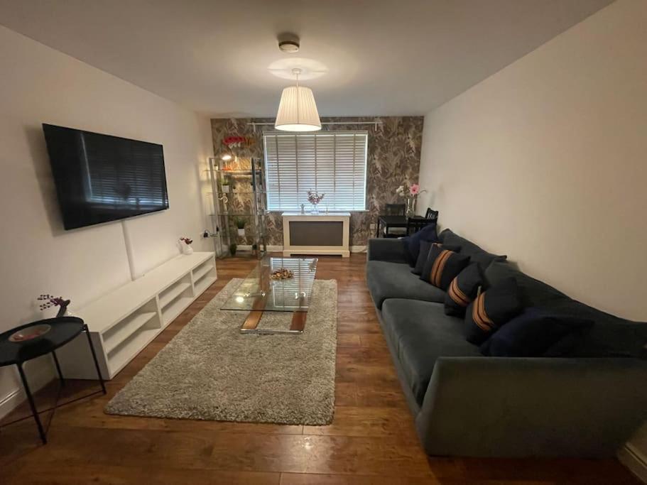 Flamingo Apartments Woolwich Free Parking And Wi-Fi Лондон Екстериор снимка
